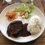 Meshi Kafe Ippuku - ハンバーグプレートです。