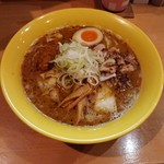 麺屋 すずらん - 黄色い丼  880円(2018.04)