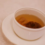 銀座 飛雁閣 - 蒸冬茹鶏湯（どんことゝりのむしすましゞる）