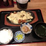 どんとね - チキン南蛮定食、950円