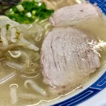 来々軒 - チャーシューの感じ