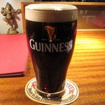 ギネス スタウト、900円