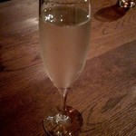 たぶん、最初に飲んだ泡