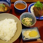 Shinohachi - 本日のおすすめランチ（厚揚げマーボと鱈フライ）　600円