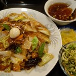 中国料理 八宝菜館 - （2018/2月）「合盛り丼」