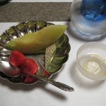 京新山 - 日本酒は『豪快』、辛口らしい