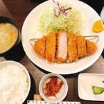 熟成豚 かわむら - ロースカツ定食
