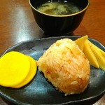 Uguisu Sakaba - タケノコご飯のおにぎり