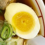 飛騨高山中華そば やまと - 煮卵【料理】