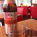 好辣鴨 - 常温で紹興酒。1500円とかだったかな？