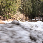 美山荘 - まだ雪が残る季節でした