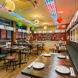 2階広々42席。大人数様のご宴会・パーティにお使いください！