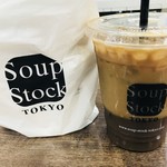 スープ ストック トーキョー - 桜海老と春キャベツのクリームスープ+石窯パン+アイスコーヒー(季節のスープセット)980円
