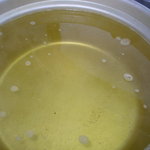 根菜屋 - 羅臼昆布と厚削りの鰹節で取った出汁