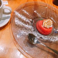 W Yokohama The Wine Hall - フランボワーズクリームのモチモチプリン