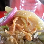 新ちゃん - かたい焼そば　リフト