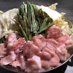 牛銀 さすけ - うどん出汁使用のもつ鍋！