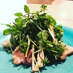 和人 - 塩豚とクレソンのサラダ