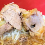 ラーメン二郎 - 豚