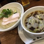 麺や 維新 - 細つけ麺（大盛） ¥950