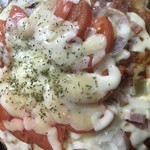 Monja Okonomiyaki No Mise Teppan Dainingu Okonomiya - ピザお好み焼き