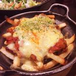 Ocean Table Cafe - チリビーンズのポテトチーズ石窯焼き、おすすめ。