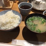 天ぷらめし 金子半之助  日本橋店 - 天ぷらめし 980円(税込)・御飯と味噌汁