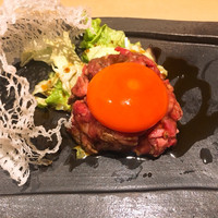 黒毛和牛肉匠 いちえ 別邸 - ユッケ仕立て