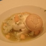 サグラ - デザート　マカロン、本当は上に乗っていました