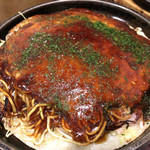 広島風お好み焼 もみじ屋 - もみじ屋(肉玉いか天そばダブル)