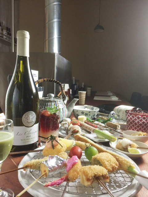 Kushikatsu Senmonten Kassai Momoyamadai Honten photo 2