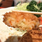 とんかつ・串揚げ 冨岳 - とんかつ・串揚げ 冨岳　コロッケ定食