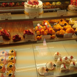 MAISON GIVRÉE - ショーケース：生ケーキ③