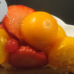 MAISON GIVRÉE - きんかんといちごのタルト②