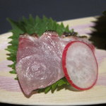 佐賀牛 季楽 銀座  - カンパチ