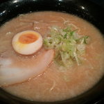 Goku Umashouyu Ramen Ikkoku Sakigakedou - とんこつこってりラーメン