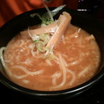 Goku Umashouyu Ramen Ikkoku Sakigakedou - つけ汁につけました