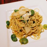 トラットリア ダイ パエサーニ - そら豆とペコリーノチーズのスパゲッティー
