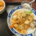 中華料理　龍盛 - 中華丼ランチ(￥700-)