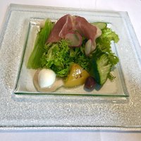 ラーゴ - 前菜のサラダもフレッシュ(^○^)