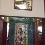 富士屋ホテル ラウンジ - タイルの何かと富士山や鶴と亀の絵  レトロ感満載