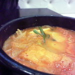 キムチのほし山 - キムチチゲ　熱々でグツグツいってます