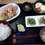 マメ助 - きまま定食♬この日は鶏の照り焼き(*^^*)これで650円！