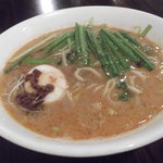 餃子麺 甘屋 - 麺が太いのが、甘麺。甘くはないです(^_^;)