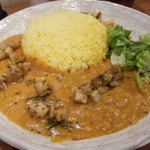 SPICY CURRY 魯珈 - トマトパプ～山うどのポリヤルを添えて～のライス大盛