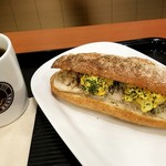 カフェ・ベローチェ 岩本町店