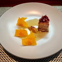 シェ オリビエ - Aコース 2,800円：La Terre…/お肉 新潟県産“妻有ポーク”豚バラ肉のロティ、柑橘類、かぼちゃ、トレヴィス、エシャロット