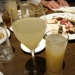 トラットリア クアルト - ミモザとピーチネクター