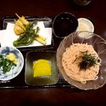 Kunsei Izakaya Kuyuri - 桜うどん ざる定食
