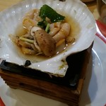 おたる栄六 - ホタテヒモ、内蔵の貝殻焼き